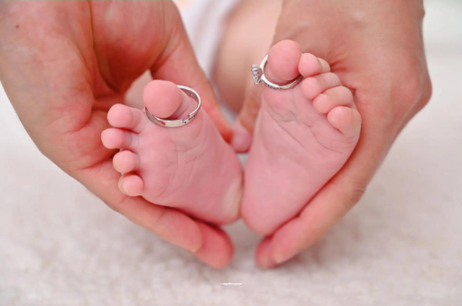 周口宝宝和宝贝哪个更爱