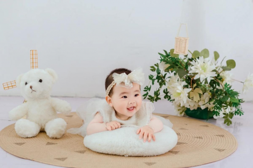 周口宝宝多久会抬头